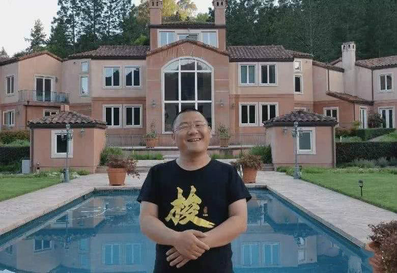 《三桃演义》第一回：币圈缘起车库藏暗火，大佬一夜暴富再轮回