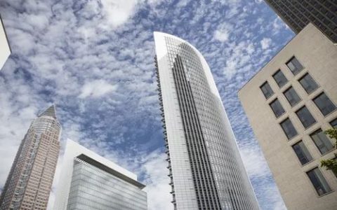错过两个时代的IBM，能否用区块链抢占下个时代？