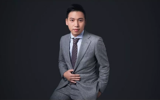 流量翻脸 倒戈易理华