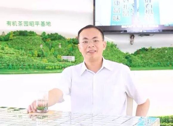 起底黄金链：走投无路企业家遇上俞凌雄的敛财之路