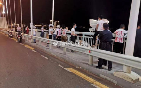 交易所“维权”变“跳海” 杜均怒斥 各执一词如何破局？