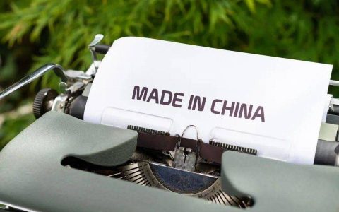 国产 DeFi，困在币价里