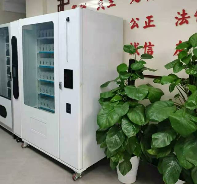 炫之域公司摆放着样机。