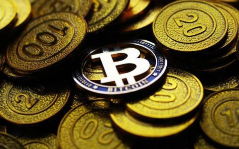 比特币暴涨亲历者讲述：500元入场，两小时成百万富翁