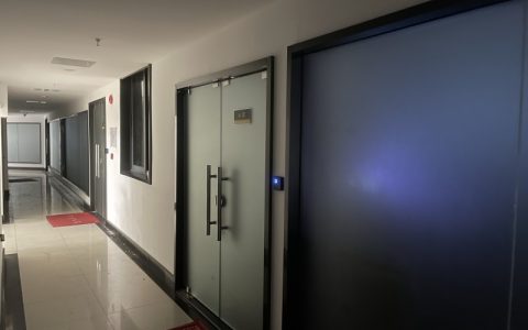58Coin交易所职场被查，“近10辆警车带走数百人”