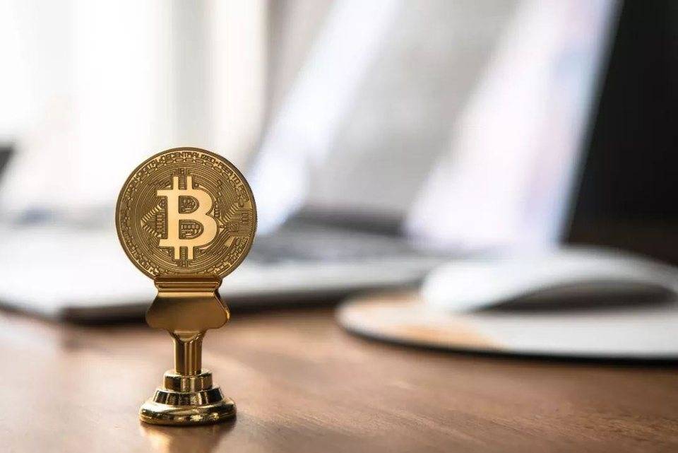 探索非同质化代币的模糊价值主张