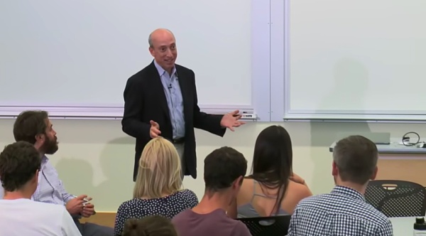 美 SEC 主席 Gary Gensler：任职的矛盾与平衡